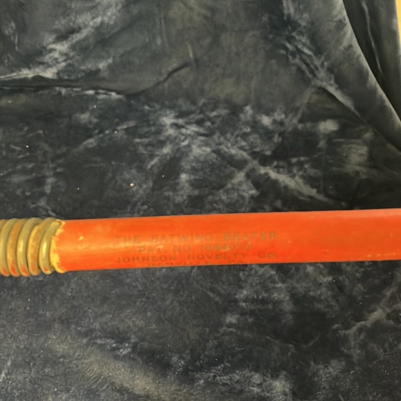 VTG Rug Beater - Picture 4 of 5